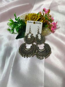 Long Earrings Soldier Length