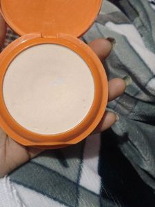 lake me Compact powder