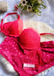 Victoria's Secret Dream Angels Bra with brief 👍