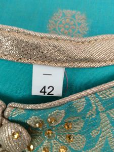 Cyan Festive Kurta Set (Women's)