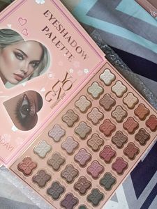 Yileyb Make up book All in one