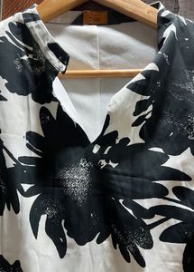 Sexy beach  Printed gown