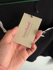 Long Sleeves Black Top