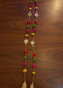 Festive Pom-pom door hanging