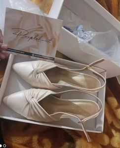 Pointed Heel Sandals