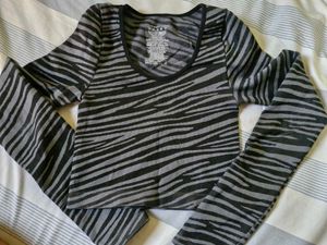 Stylish Zebra Print Long Sleeve Top