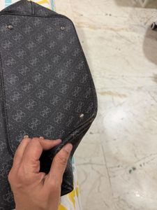 Guess 1981 Monogram Tote Bag - Black