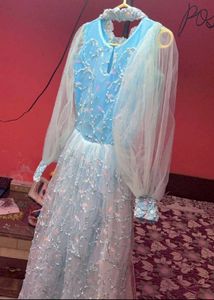 frozenFROZEN LONG LENGTH ITS AMAZING GOWN 😍