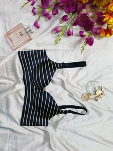 🇳🇿💫🎀black &amp; White Striped Bra