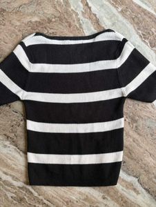 Black and White Striped Cropped Top