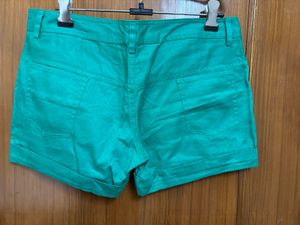 St John's Bay Bottle Green Shorts