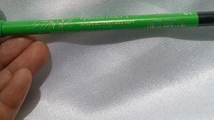 Smooth Eyebrow Pencil with Comb