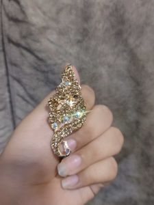 Sparkling Gold Tone Statement SAREE PIN