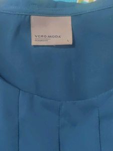 Vero Moda Teal Pleated Top in Size L
