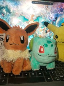 4 pokemon keychain set