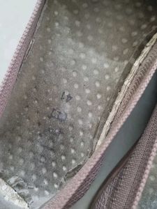 Stylish Women's Chain Detail Ballerinas