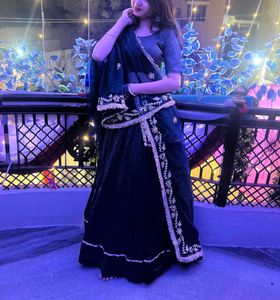 Elegant Embroidered Lehenga Choli Set