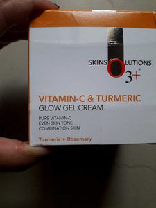 Vitamin C & Turmeric Glow Gel Cream