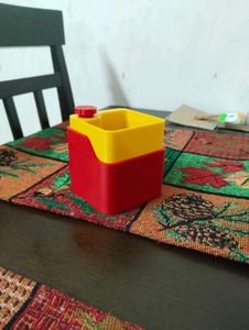 3d Printed Small Self Watering Plant
