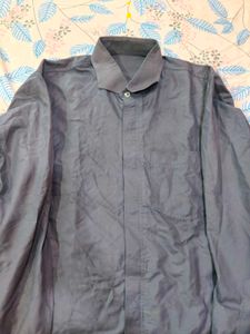 Classic Men's Grey Long Sleeve Shirt