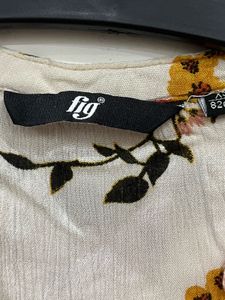 Floral Print V-Neck Blouse