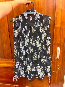 Sheer Floral Sleeveless Blouse