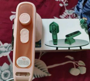 Mini Portable Iron