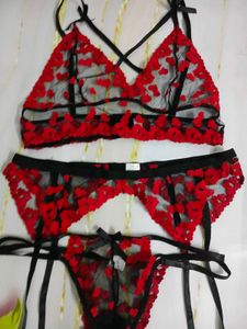 (834)Floral Lace Lingerie Set Xl