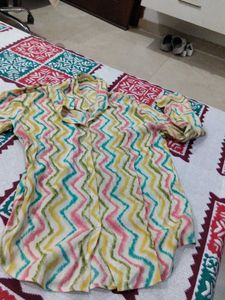 Vibrant Zigzag Print Kurta Top