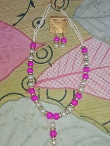 Stylish Pink and White Pearl Necklace Set