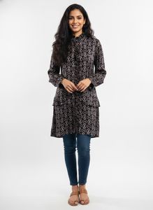 Chic Black Patterned Tunic Top