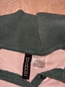 H&amp;M Crop Top