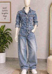 trending 80s denim top