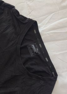Puma men's black T-shirt