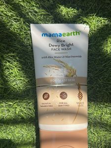 Mamaearth Rice Dewy Bright Face Wash