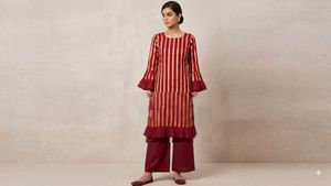glimpses maroon lining suit