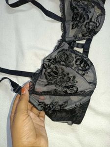 Black Lace Floral Bra