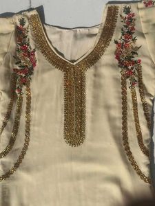 Elegant Cream Kurta Set with Embroidery