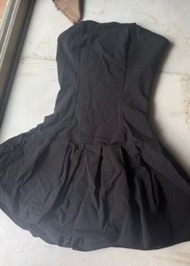 Chic Black Strapless Mini Dress