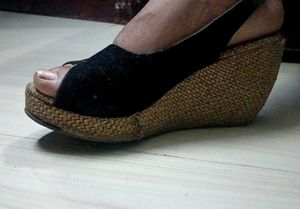 Chic Black Wedge Sandals