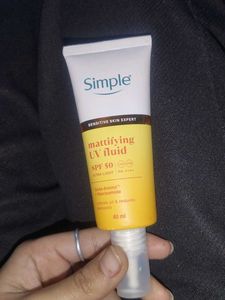 Simple Mattifying UV Fluid SPF 50