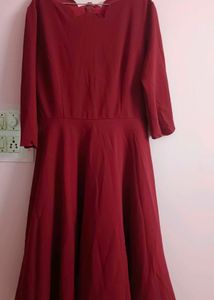 Chic Maroon Scalloped Neck Dress
