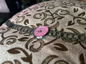 Women Analogue Watch with Chain Strap