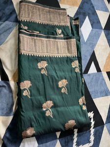 Elegant Emerald Green Banarasi Saree