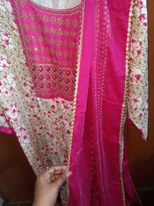 New unused kurti with dupatta set ❤️✨