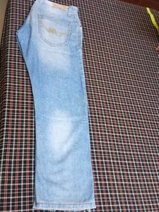 Light Wash Straight Leg Jeans