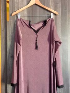 Elegant Mauve Abaya