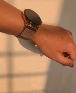 ✨ Noise Twist Go Around Dial Smartwatch