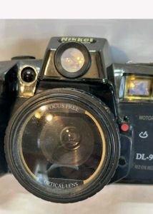 canon DL 9000 vintage SLR film camera with power f