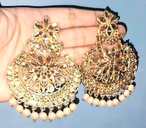 Mangtika And Earings Set